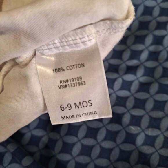 disney dwarfs onesie 6 to 9 months - Picture 2 of 10